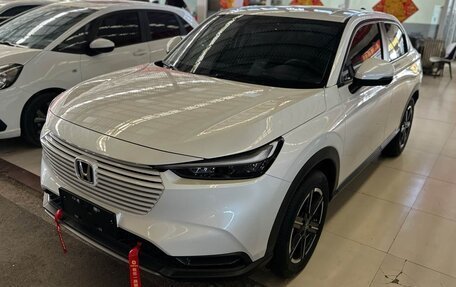 Honda Vezel, 2023 год, 1 946 300 рублей, 2 фотография