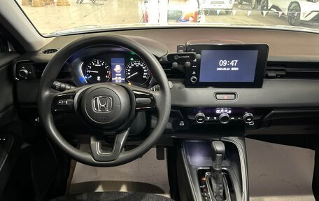 Honda Vezel, 2023 год, 1 946 300 рублей, 8 фотография