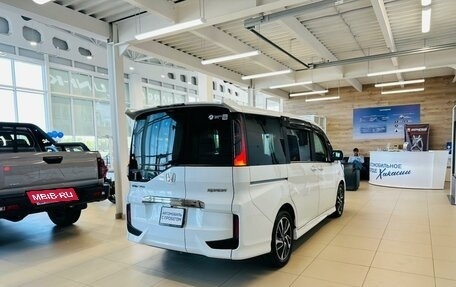 Honda Stepwgn IV, 2018 год, 2 999 900 рублей, 6 фотография