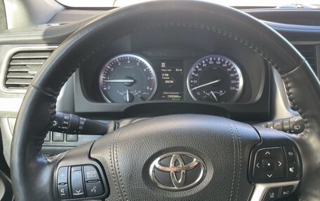 Toyota Highlander III, 2017 год, 3 599 999 рублей, 6 фотография