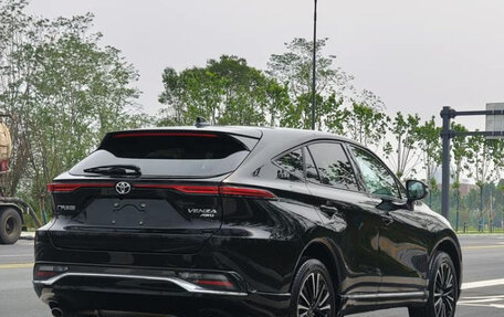 Toyota Venza, 2021 год, 3 299 000 рублей, 6 фотография