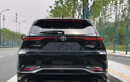 Toyota Venza, 2021 год, 3 299 000 рублей, 5 фотография