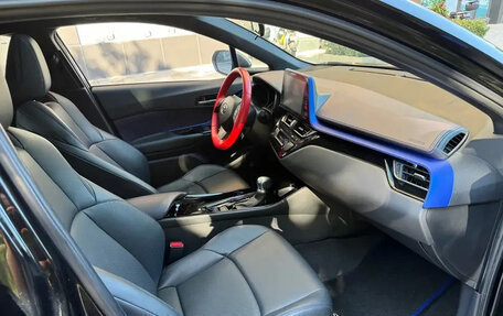 Toyota C-HR I рестайлинг, 2021 год, 1 310 000 рублей, 16 фотография