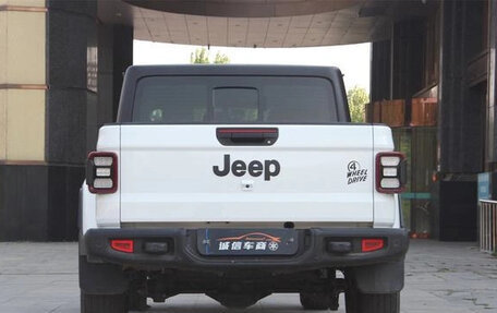 Jeep Gladiator, 2023 год, 10 748 000 рублей, 6 фотография