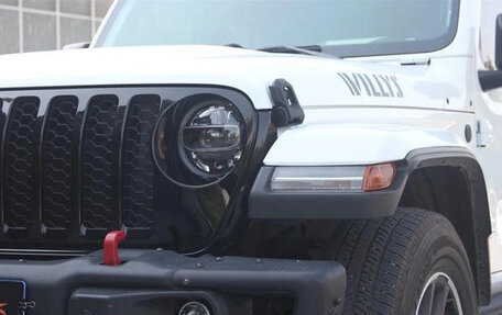 Jeep Gladiator, 2023 год, 10 748 000 рублей, 13 фотография