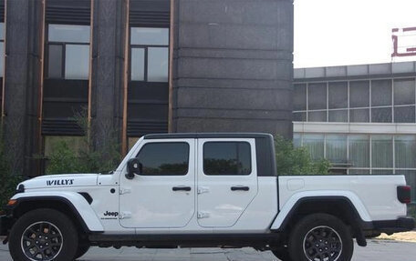 Jeep Gladiator, 2023 год, 10 748 000 рублей, 8 фотография