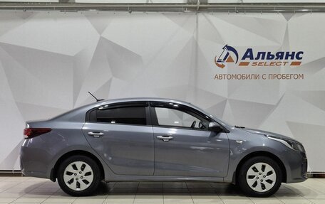 KIA Rio IV, 2018 год, 1 240 000 рублей, 2 фотография