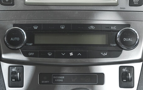 Toyota Avensis III рестайлинг, 2012 год, 1 649 000 рублей, 17 фотография