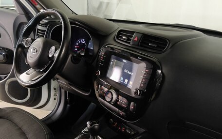 KIA Soul II рестайлинг, 2018 год, 1 550 000 рублей, 15 фотография