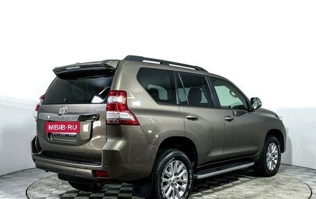 Toyota Land Cruiser Prado 150 рестайлинг 2, 2016 год, 3 797 000 рублей, 5 фотография