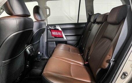 Toyota Land Cruiser Prado 150 рестайлинг 2, 2016 год, 3 797 000 рублей, 10 фотография