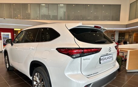 Toyota Highlander, 2025 год, 6 400 000 рублей, 13 фотография