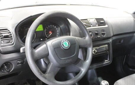 Skoda Fabia II, 2012 год, 410 000 рублей, 5 фотография