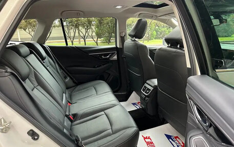 Subaru Outback VI, 2020 год, 2 750 000 рублей, 16 фотография