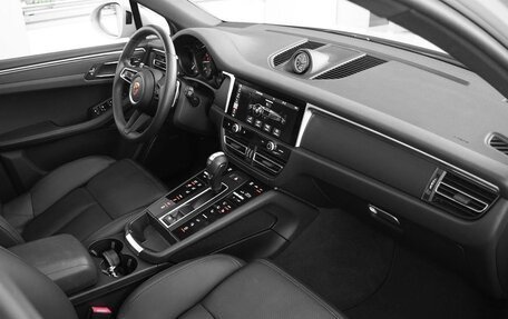 Porsche Macan I рестайлинг, 2022 год, 5 100 000 рублей, 24 фотография