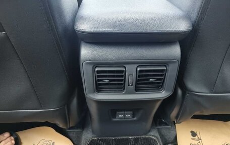 Toyota RAV4, 2022 год, 1 850 000 рублей, 19 фотография