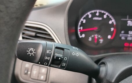 Hyundai Solaris II рестайлинг, 2019 год, 945 000 рублей, 8 фотография
