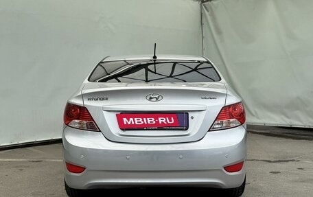 Hyundai Solaris II рестайлинг, 2011 год, 820 000 рублей, 6 фотография