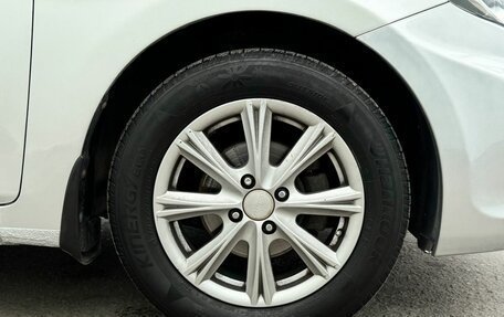 Hyundai Solaris II рестайлинг, 2011 год, 820 000 рублей, 18 фотография