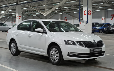 Skoda Octavia, 2018 год, 1 199 000 рублей, 3 фотография