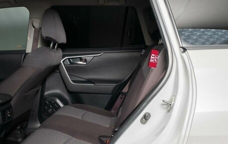 Toyota RAV4, 2020 год, 3 500 000 рублей, 8 фотография