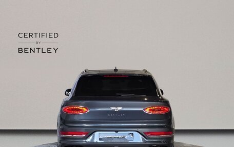 Bentley Bentayga I, 2023 год, 28 500 000 рублей, 3 фотография