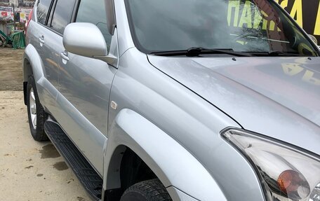 Toyota Land Cruiser Prado 120 рестайлинг, 2008 год, 2 500 000 рублей, 2 фотография