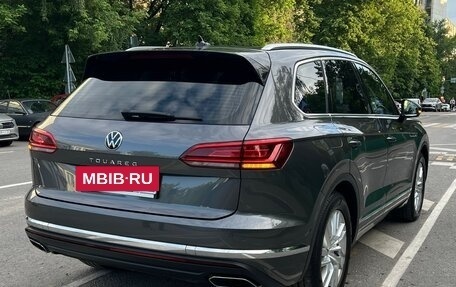 Volkswagen Touareg III, 2021 год, 5 980 000 рублей, 6 фотография