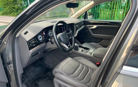 Volkswagen Touareg III, 2021 год, 5 980 000 рублей, 8 фотография