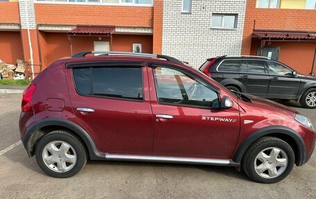 Renault Sandero I, 2011 год, 750 000 рублей, 2 фотография