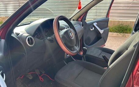 Renault Sandero I, 2011 год, 750 000 рублей, 3 фотография