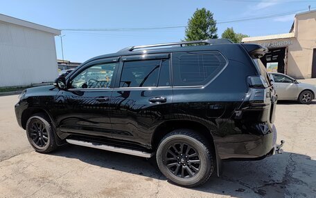 Toyota Land Cruiser Prado 150 рестайлинг 2, 2021 год, 7 200 000 рублей, 19 фотография