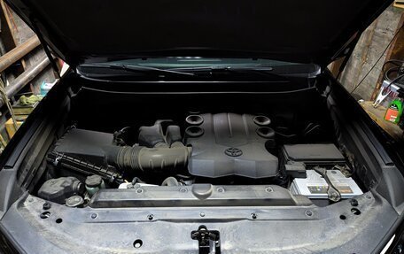 Toyota Land Cruiser Prado 150 рестайлинг 2, 2021 год, 7 200 000 рублей, 17 фотография