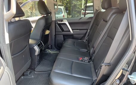 Toyota Land Cruiser Prado 150 рестайлинг 2, 2021 год, 7 200 000 рублей, 24 фотография