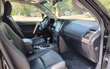 Toyota Land Cruiser Prado 150 рестайлинг 2, 2021 год, 7 200 000 рублей, 26 фотография