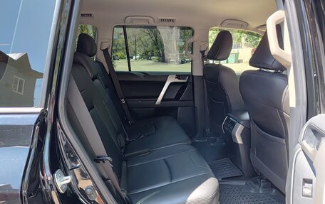 Toyota Land Cruiser Prado 150 рестайлинг 2, 2021 год, 7 200 000 рублей, 28 фотография
