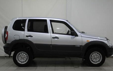 Chevrolet Niva I рестайлинг, 2010 год, 425 000 рублей, 4 фотография