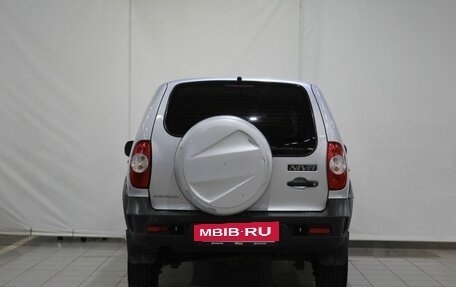 Chevrolet Niva I рестайлинг, 2010 год, 425 000 рублей, 6 фотография