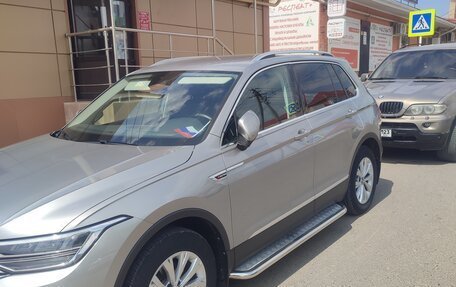 Volkswagen Tiguan II, 2020 год, 3 800 000 рублей, 4 фотография