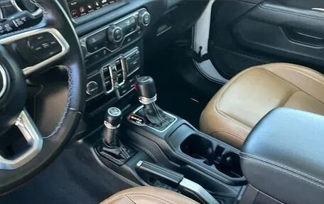 Jeep Wrangler, 2022 год, 4 767 897 рублей, 24 фотография
