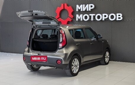 KIA Soul II рестайлинг, 2019 год, 1 699 000 рублей, 8 фотография