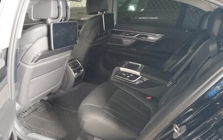 BMW 7 серия, 2019 год, 4 855 000 рублей, 6 фотография