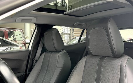 Peugeot 2008 II, 2021 год, 2 200 000 рублей, 24 фотография