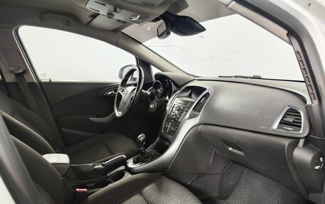 Opel Astra J, 2013 год, 649 000 рублей, 13 фотография