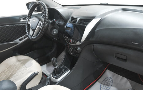 Hyundai Solaris II рестайлинг, 2011 год, 739 000 рублей, 8 фотография