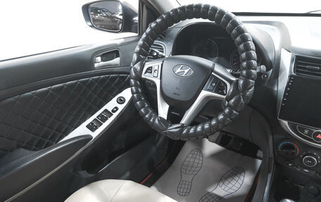 Hyundai Solaris II рестайлинг, 2011 год, 739 000 рублей, 9 фотография
