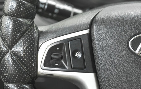 Hyundai Solaris II рестайлинг, 2011 год, 739 000 рублей, 12 фотография