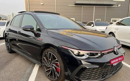 Volkswagen Golf GTI, 2022 год, 2 350 955 рублей, 2 фотография