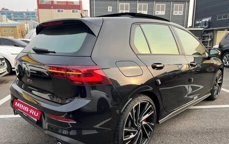 Volkswagen Golf GTI, 2022 год, 2 350 955 рублей, 3 фотография