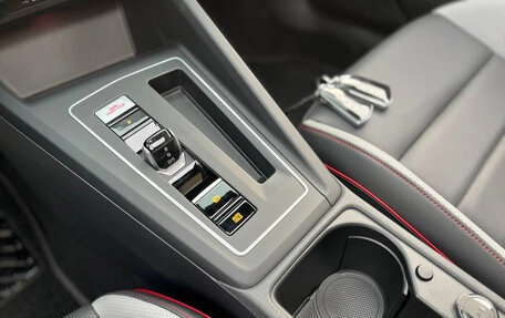 Volkswagen Golf GTI, 2022 год, 2 350 955 рублей, 9 фотография
